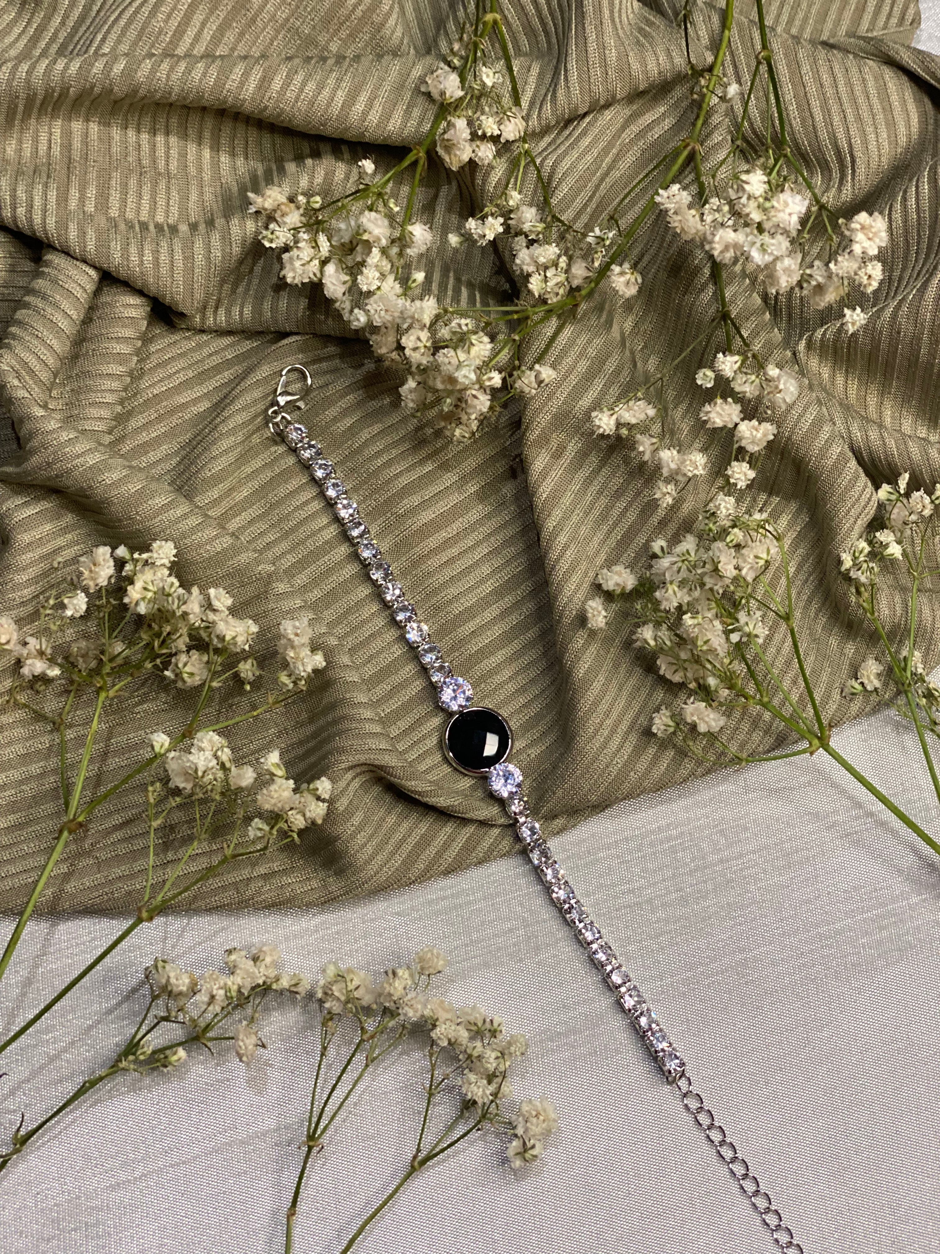 Circle Charm Bracelet