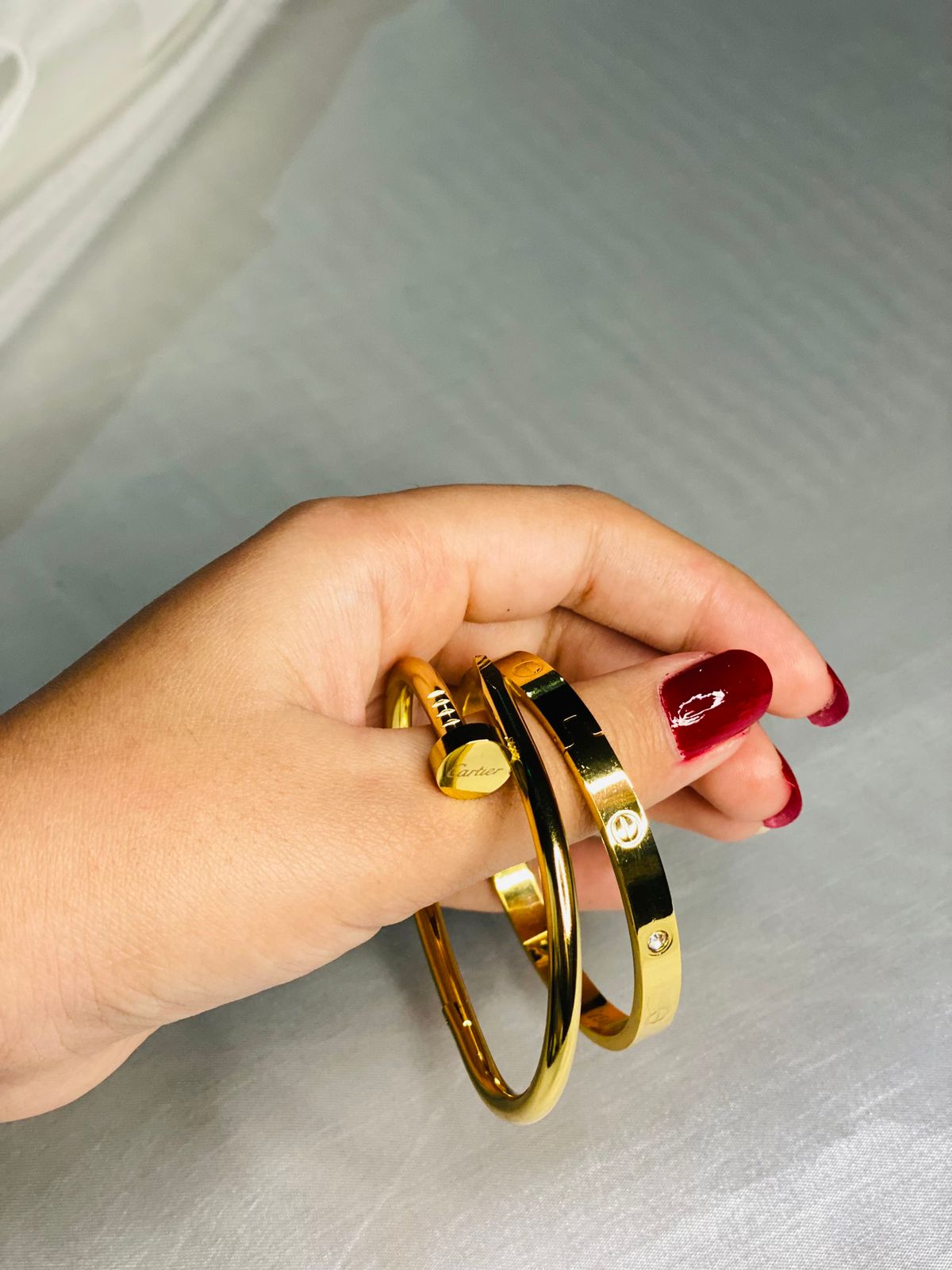 Cartier HandCuff's Deal